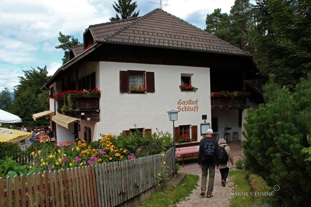 Gasthof Schluff Guest House Сопраболцано Екстериор снимка